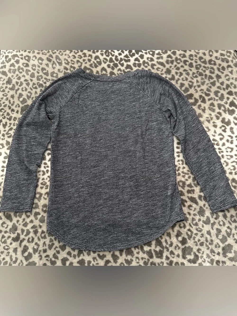 Old Navy WOW Kangaroo Long Sleeve Sweatshirt in Black Size XL 14 Girls